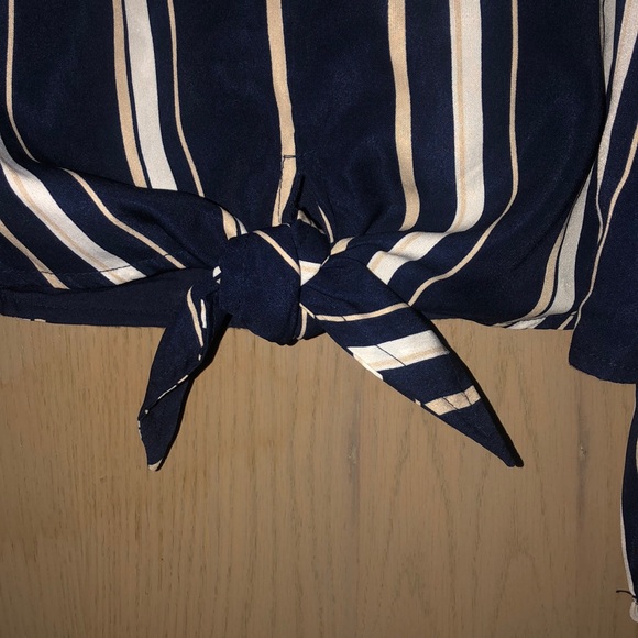 Off the shoulder blouse - Picture 2 of 3